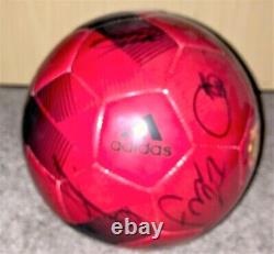 009 2018/2019 Signed Manchester United Football from the Club