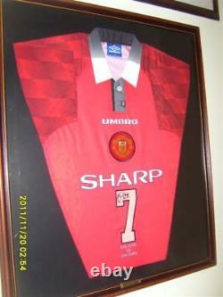 015 Eric Cantona Signed & framed Manchester United Football Shirt