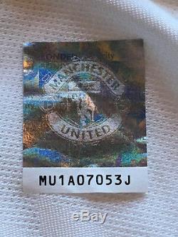 2011 Manchester United FC team signed jersey 14 auto Wembley Stadium Holo COA