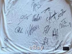 2011 Manchester United FC team signed jersey 14 auto Wembley Stadium Holo COA