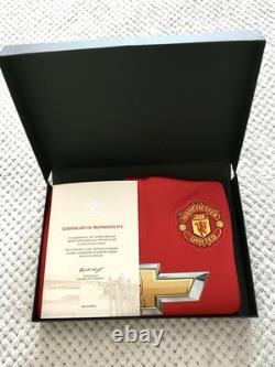BRAND NEW- Manchester United Signed Full Team Home Shirt, Presentation Box & COA