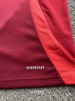 Bruno Fernandes #8 Hand Signed Manchester United Football Shirt with Photo Proof