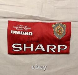 CHAMPIONS LEAGUE FINAL 1999 Manchester United Treble Squad Signed Shirt with COA