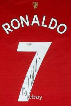 CRISTIANO RONALDO Autographed Manchester United 2021 Red Jersey FANATICS