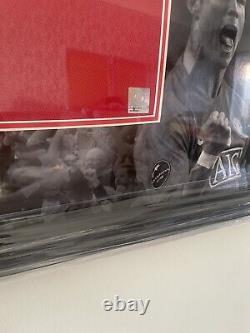 Cristiano Ronaldo signed manchester united shirt with CLUB COA