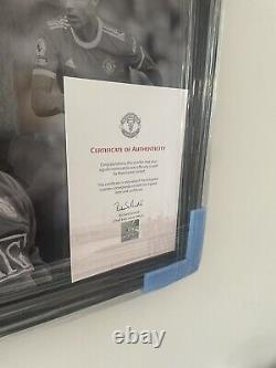 Cristiano Ronaldo signed manchester united shirt with CLUB COA