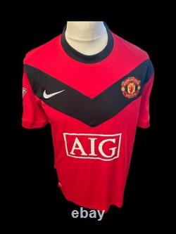 Dimitar Berbatov Manchester United 2009-10 Hand Signed Retro Home Shirt