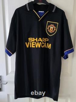 Eric Cantona Hand Signed Manchester United Shirt With COA