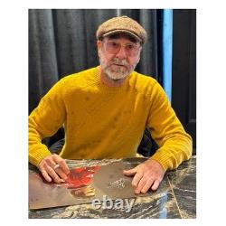 Eric Cantona Signed Manchester United Football Photo. Deluxe Frame