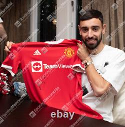 Framed Bruno Fernandes Signed Manchester United Shirt 2021-2022 Premium