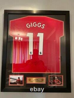 Framed Signed Ryan Giggs Manchester United Shirt