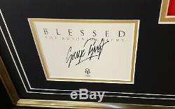GEORGE BEST of MANCHESTER UNITED Signed CARD and Shirt Autograph DISPLAY