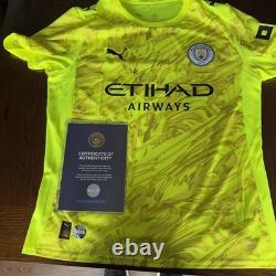 Gianluigi Donnarumma Hand Signed Manchester City 25/26 shirt + Club Coa