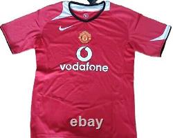 Hand Signed Wayne Rooney Number 8 Manchester United Shirt With COA (4)