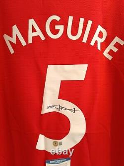 Harry Maguire BAS Beckett Autographed Signed Authentic Manchester United shirt