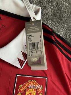 Kobbie Mainoo #73 Signed Manchester United Shirt with COA and Photo Proof