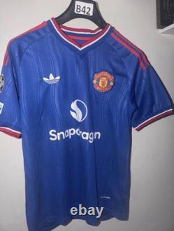 Kobbie Mainoo Signed Manchester United 2026/27 Away Shirt Size M