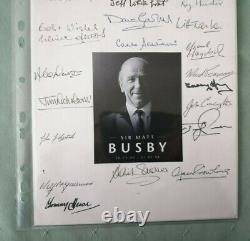 MANCHESTER UNITED A4 DISPLAY CONTAINING 19 MULTI PLAYERS SIGNATURES COA 50s-70s