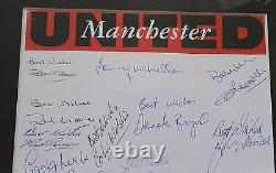 MANCHESTER UNITED FOOTBALLERS SIGNED DISPLAY x 23 LEGENDS 1940S TO 1980S COA