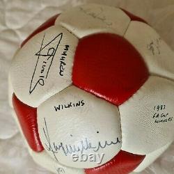 MANCHESTER UNITED SIGNED FOOTBALL ENTIRE 1983 CUP WINNING TEAM +5 others MAN UTD