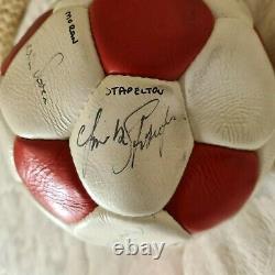 MANCHESTER UNITED SIGNED FOOTBALL ENTIRE 1983 CUP WINNING TEAM +5 others MAN UTD