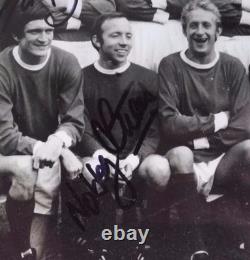 MANCHESTER UNITED Signed PHOTO 16 x 12 1968 EUROPEAN CUP FINAL SQUAD 12 Stars