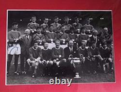 MANCHESTER UNITED Signed PHOTO 16 x 12 1968 EUROPEAN CUP FINAL SQUAD 12 Stars