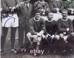 MANCHESTER UNITED Signed PHOTO 16 x 12 1968 EUROPEAN CUP FINAL SQUAD 12 Stars
