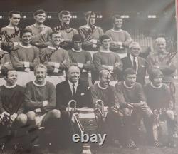 MANCHESTER UNITED Signed PHOTO 16 x 12 1968 EUROPEAN CUP FINAL SQUAD 12 Stars