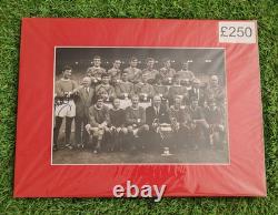MANCHESTER UNITED Signed PHOTO 16 x 12 1968 EUROPEAN CUP FINAL SQUAD 12 Stars