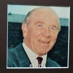 MATT BUSBY MANCHESTER UNITED SIGNED 10 x 8 1968 DISPLAY. EUROPEAN CUP WINNERS