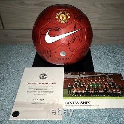 MUFC Hologram 023582 COA Manchester United 2012-13 PL Winners Squad Signed Ball