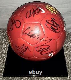 MUFC Hologram COA 2012-2013 Manchester United Squad Signed Ball x16 Inc. Rooney