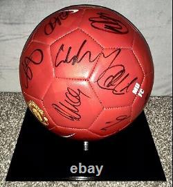 MUFC Hologram COA 2012-2013 Manchester United Squad Signed Ball x16 Inc. Rooney