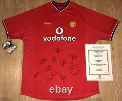 MUFC Official Hologram COA, Manchester United 2001-2002 Squad Signed Shirt