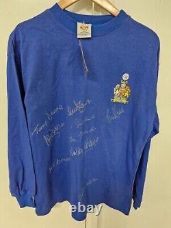 Manchester United 1968 European Cup Final Football Shirt Signed by 9 Charlton