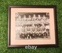 Manchester United 1972/73 SIGNED 14 x 12 MOUNTED & FRAMEDx 17 Stunning Rare