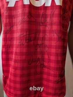 Manchester United 20 Times Champions Squad Signed Shirt