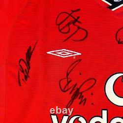 Manchester United 2000-2001 Squad Signed Home Shirt