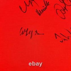 Manchester United 2000-2001 Squad Signed Home Shirt