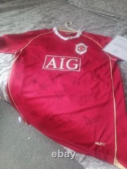 Manchester United 2007 1st team Signed Shirt Certificate of Authenticity