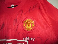 Manchester United 2008-2009 Squad Signed Home Football Shirt with our COA /21799