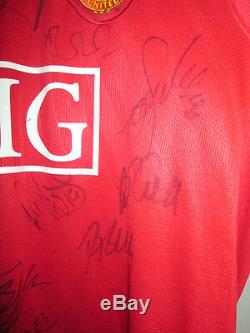 Manchester United 2008-2009 Squad Signed Home Football Shirt with our COA /21799