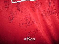 Manchester United 2008-2009 Squad Signed Home Football Shirt with our COA /21799