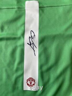 Manchester United 2015/16 C. L. Goalkeeper Shirt Adults(s) Signed By 1 De Gea