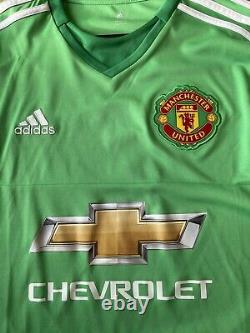 Manchester United 2015/16 C. L. Goalkeeper Shirt Adults(s) Signed By 1 De Gea