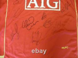 Manchester United Aig Red Signed Home Short Sleeved Football Shirt