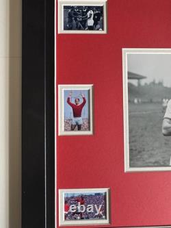 Manchester United Bobby Charlton Signed Framed 20 X 16 Double Mounted Display