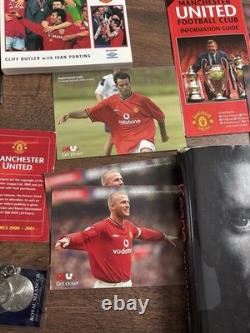 Manchester United Collection Signed Autobiography, Signed Postcard 1999-2000