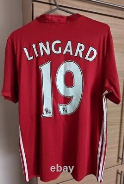 Manchester United FC 2016/17 Season Signed Football Shirt Lingard Size Medium